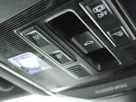 Volkswagen T-Roc 1.5 TSI 150pk DSG Style Camera Panoramadak IQ.Light Stoelverwarming Carplay thumbnail 35