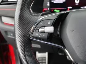 Škoda Octavia Combi RS 1.4 TSI IV 245pk DSG Camera Keyless Memory Stoelverwarming Carplay thumbnail 19