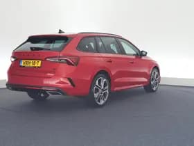 Škoda Octavia Combi RS 1.4 TSI IV 245pk DSG Camera Keyless Memory Stoelverwarming Carplay thumbnail 10