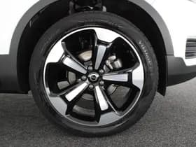 Volvo XC40 1.5 129pk Automaat T2 Core Camera Keyless Stoelverwarming Navigatie thumbnail 32