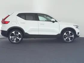 Volvo XC40 1.5 129pk Automaat T2 Core Camera Keyless Stoelverwarming Navigatie thumbnail 8