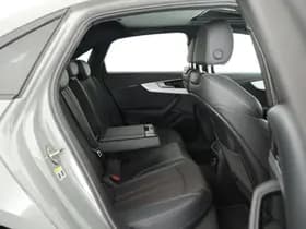 Audi A4 Limousine 35 TFSI 150pk 2x S-Line Black Edition Virtual Cockpit Schuifdak Navigatie Cruise Control Led thumbnail 11