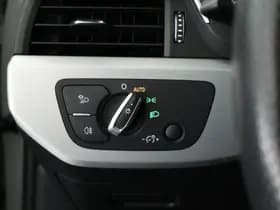 Audi A4 Limousine 35 TFSI 150pk 2x S-Line Black Edition Virtual Cockpit Schuifdak Navigatie Cruise Control Led thumbnail 15