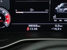 Audi A4 Limousine 35 TFSI 150pk 2x S-Line Black Edition Virtual Cockpit Schuifdak Navigatie Cruise Control Led thumbnail 44