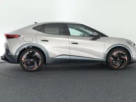 CUPRA Tavascan 340pk VZ Adrenaline 82 kWh Trekhaak Warmtepomp Panoramadak Head-Up Sennheiser Memory 360Camera Keyless Virtual Cockpit Navigatie thumbnail 14