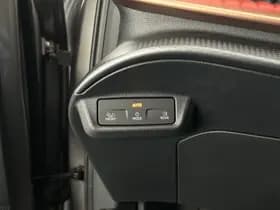 CUPRA Tavascan 340pk VZ Adrenaline 82 kWh Trekhaak Warmtepomp Panoramadak Head-Up Sennheiser Memory 360Camera Keyless Virtual Cockpit Navigatie thumbnail 19