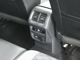 Volkswagen Tiguan Allspace 1.5 TSI 150pk DSG R-Line Business+ 7Pers. Trekhaak Camera harman/kardon Head-Up Panoramadak thumbnail 40