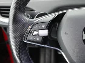 Škoda Enyaq iV 80 Sportline 204pk SOH 94% Camera Stoelverwarming Memory Keyless Navigatie Panoramadak thumbnail 17