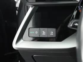 Audi A3 Sportback 35 TFSI 150pk S-Tronic Business edition Leder Virtual Cockpit Stoelverwarming Navigatie thumbnail 14