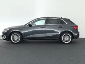 Audi A3 Sportback 35 TFSI 150pk S-Tronic Business edition Leder Virtual Cockpit Stoelverwarming Navigatie thumbnail 4