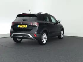 Volkswagen T-Cross 1.0 TSI 116pk DSG Life Edition IQ Light Stoelverwarming Camera Keyless Virtual Cockpit App-Connect thumbnail 8