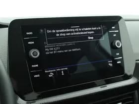 Volkswagen T-Cross 1.0 TSI 116pk DSG Life Edition IQ Light Stoelverwarming Camera Keyless Virtual Cockpit App-Connect thumbnail 23