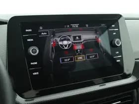 Volkswagen T-Cross 1.0 TSI 116pk DSG Life Edition IQ Light Stoelverwarming Camera Keyless Virtual Cockpit App-Connect thumbnail 26