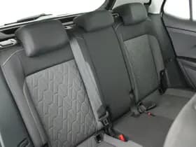 Volkswagen T-Cross 1.0 TSI 116pk DSG Life Edition IQ Light Stoelverwarming Camera Keyless Virtual Cockpit App-Connect thumbnail 34