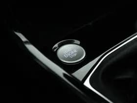 Volkswagen T-Cross 1.0 TSI 116pk DSG Life Edition IQ Light Stoelverwarming Camera Keyless Virtual Cockpit App-Connect thumbnail 5