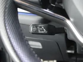 Škoda Octavia Combi 1.0 TSI 110pk Sport Business Trekhaak Camera ACC Navigatie thumbnail 16