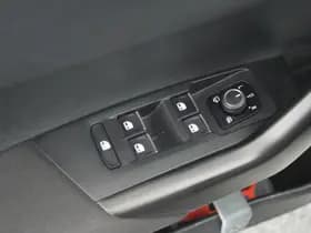 Volkswagen Taigo 1.0 TSI 110pk 2x R-Line Trekhaak Virtual Cockpit Carplay thumbnail 12