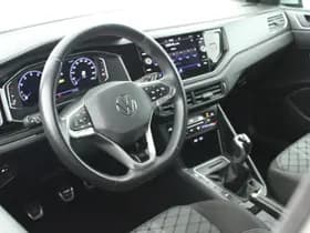 Volkswagen Taigo 1.0 TSI 110pk 2x R-Line Trekhaak Virtual Cockpit Carplay thumbnail 3