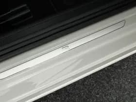 Volkswagen Taigo 1.0 TSI 110pk 2x R-Line Trekhaak Virtual Cockpit Carplay thumbnail 32