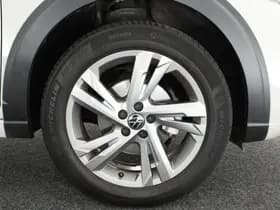 Volkswagen Taigo 1.0 TSI 110pk 2x R-Line Trekhaak Virtual Cockpit Carplay thumbnail 43