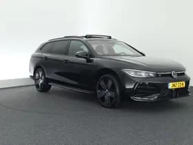 Volkswagen Passat Variant 1.5 272pk eHybrid R-Line Edition Black Style Trekhaak 360Camera harman/kardon Massage Navigatie Panoramadak thumbnail 15