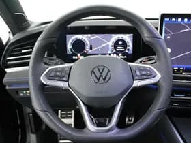Volkswagen Passat Variant 1.5 272pk eHybrid R-Line Edition Black Style Trekhaak 360Camera harman/kardon Massage Navigatie Panoramadak thumbnail 22