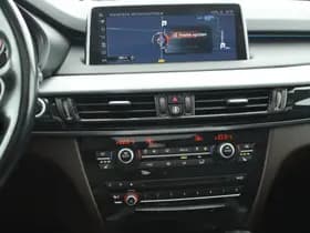 BMW X5 xDrive30d 259pk High Executive M-Sport Panoramadak Trekhaak Leder Memory Camera Keyless Navigatie thumbnail 15