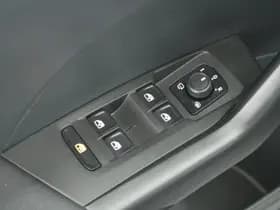 Volkswagen T-Cross 1.0 TSI 95pk Life Navigatie Adaptive Cruise Airco thumbnail 12