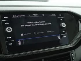 Volkswagen T-Cross 1.0 TSI 95pk Life Navigatie Adaptive Cruise Airco thumbnail 19