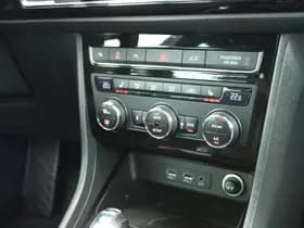 SEAT Ateca 1.4 TSI 150pk DSG Xcellence Trekhaak Camera Keyless Standkachel Stoelverwarming Panoramadak Navigatie thumbnail 37