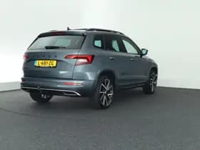 Škoda Karoq 1.5 TSI 150pk DSG Sportline Business Panoramadak Trekhaak Stoelverwarming thumbnail 11