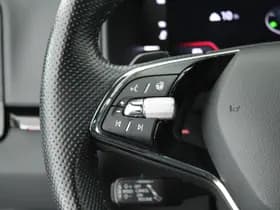 Škoda Karoq 1.5 TSI 150pk DSG Sportline Business Panoramadak Trekhaak Stoelverwarming thumbnail 21