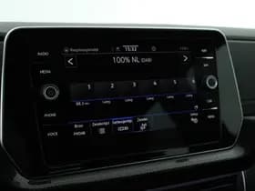 Volkswagen T-Cross 1.0 TSI 116pk DSG R-Line Camera Stoelverwarming Virtual Cockpit Navigatie thumbnail 31
