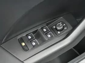 Volkswagen T-Cross 1.0 TSI 116pk DSG R-Line Camera Stoelverwarming Virtual Cockpit Navigatie thumbnail 13