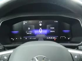 Volkswagen T-Cross 1.0 TSI 116pk DSG R-Line Camera Stoelverwarming Virtual Cockpit Navigatie thumbnail 37