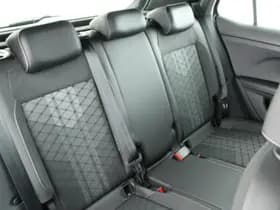 Volkswagen T-Cross 1.0 TSI 116pk DSG R-Line Camera Stoelverwarming Virtual Cockpit Navigatie thumbnail 34