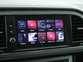 SEAT Leon ST 1.5 TSI 150pk DSG Style Ultimate Edition Led Keyless Stoelverwarming Navigatie thumbnail 22