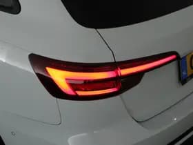 Audi A4 Avant 40 TFSI 190pk Sport S line black edition Trekhaak 360Camera Panoramadak Stoelverwarming Keyless Virtual Cockpit Navigatie thumbnail 50
