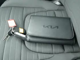 Kia Sportage 1.6 T-GDi Hybrid DynamicPlusLine Trekhaak Camera Panoramadak Stoelverwarming Keyless Navigatie thumbnail 42