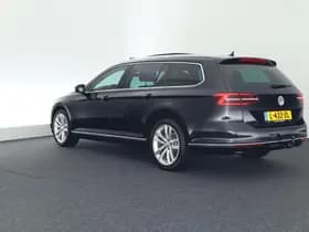 Volkswagen Passat Variant 1.4 TSI 150pk DSG ACT Highline Trekhaak Leder Panoramadak Virtual Cockpit Memory Navigatie thumbnail 11