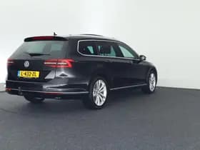 Volkswagen Passat Variant 1.4 TSI 150pk DSG ACT Highline Trekhaak Leder Panoramadak Virtual Cockpit Memory Navigatie thumbnail 12