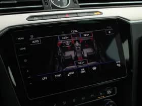 Volkswagen Passat Variant 1.4 TSI 150pk DSG ACT Highline Trekhaak Leder Panoramadak Virtual Cockpit Memory Navigatie thumbnail 29