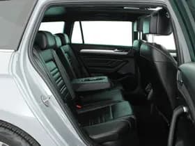 Volkswagen Passat Variant 1.5 TSI 150pk DSG R-Line Business Leder Camera Panoramadak Keyless Virtual Cockpit Navigatie thumbnail 11