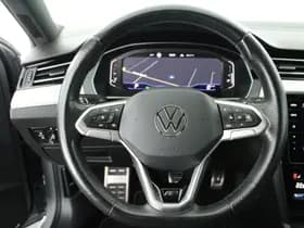 Volkswagen Passat Variant 1.5 TSI 150pk DSG R-Line Business Leder Camera Panoramadak Keyless Virtual Cockpit Navigatie thumbnail 18