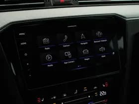 Volkswagen Passat Variant 1.5 TSI 150pk DSG R-Line Business Leder Camera Panoramadak Keyless Virtual Cockpit Navigatie thumbnail 21