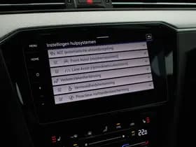 Volkswagen Passat Variant 1.5 TSI 150pk DSG R-Line Business Leder Camera Panoramadak Keyless Virtual Cockpit Navigatie thumbnail 26