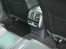 Volkswagen Passat Variant 1.5 TSI 150pk DSG R-Line Business Leder Camera Panoramadak Keyless Virtual Cockpit Navigatie thumbnail 39