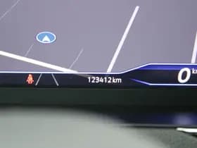 Volkswagen Passat Variant 1.5 TSI 150pk DSG R-Line Business Leder Camera Panoramadak Keyless Virtual Cockpit Navigatie thumbnail 44