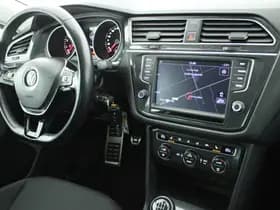 Volkswagen Tiguan 1.4 TSI 150pk Sound Trekhaak Navigatie Stoelverwarming thumbnail 3