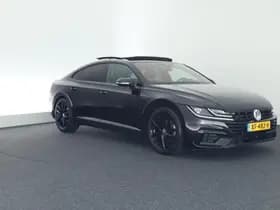 Volkswagen Arteon 1.5 TSI 150pk DSG 2x R-Line Keyless Virtual Cockpit Stoelverwarming Camera Panoramadak Navigatie thumbnail 11